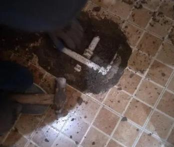 上蔡卫生间漏水维修公司为您分享下卫生间渗水如何处理及注意事项